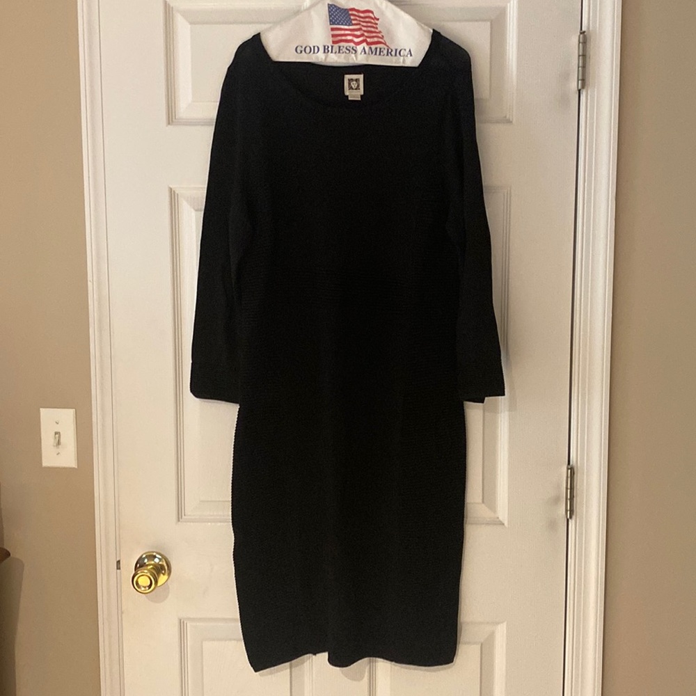 Anne Klein Large black midi dress. Great condition. Size large.
